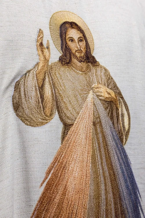 Ecru Chasuble with embroidered image of the Divine Mercy – Variant II — full view