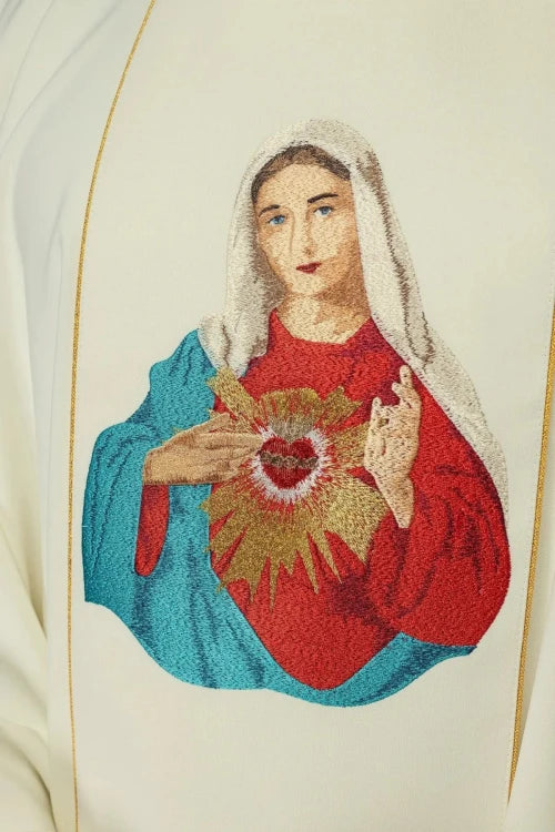 Ecru Chasuble with image of the Immaculate Heart of Mary — full view