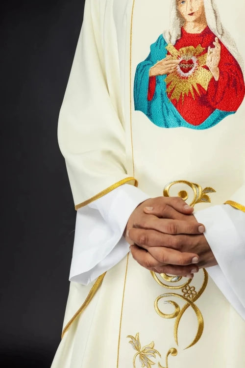 Ecru Chasuble with image of the Immaculate Heart of Mary — back view