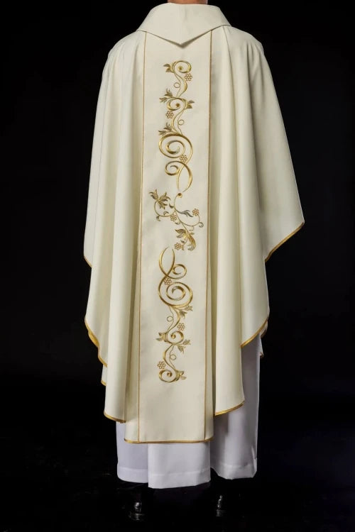 Ecru Chasuble with image of the Immaculate Heart of Mary — collar detail