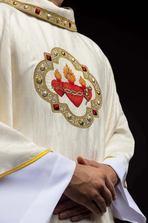 Ecru Chasuble with embroidered image of the Three Hearts — full view