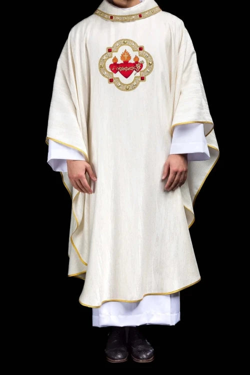 Ecru Chasuble with embroidered image of the Three Hearts — vestment detail