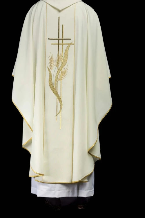 Ecru Chasuble with cross and wheat embroidery — collar detail