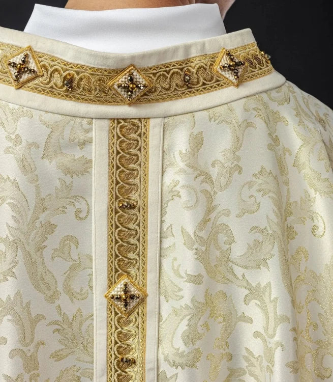 Ecru Chasuble with hand-applied natural-stone decoration – Variant II — side view