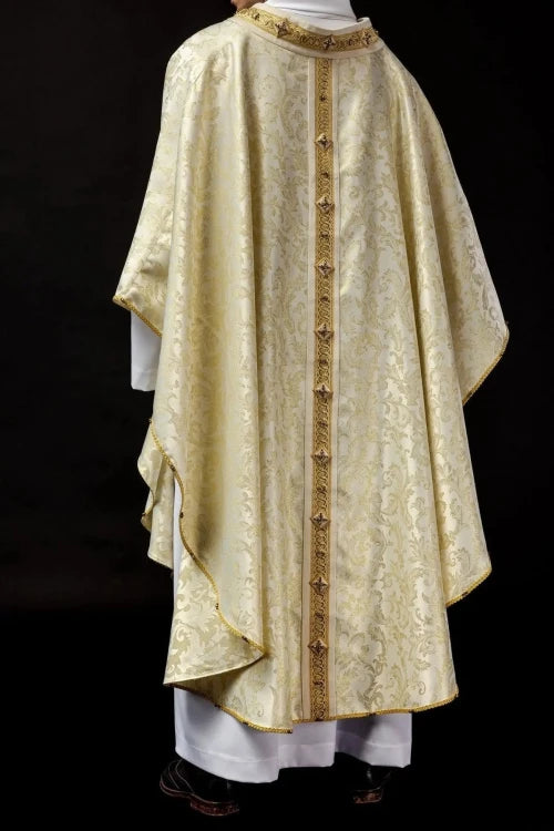 Ecru Chasuble with hand-applied natural-stone decoration – Variant II — fabric detail