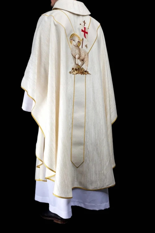 Ecru Chasuble with Risen Christ and Paschal Lamb embroidery — collar detail