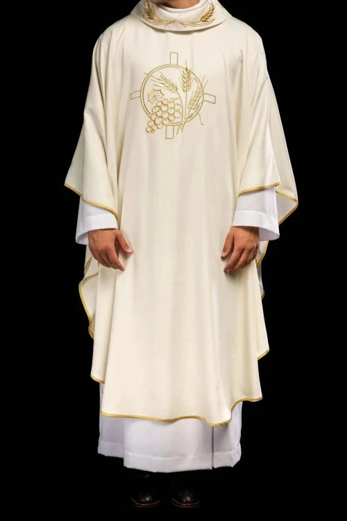 Ecru Chasuble with wheat and cross embroidery – Variant II — side view