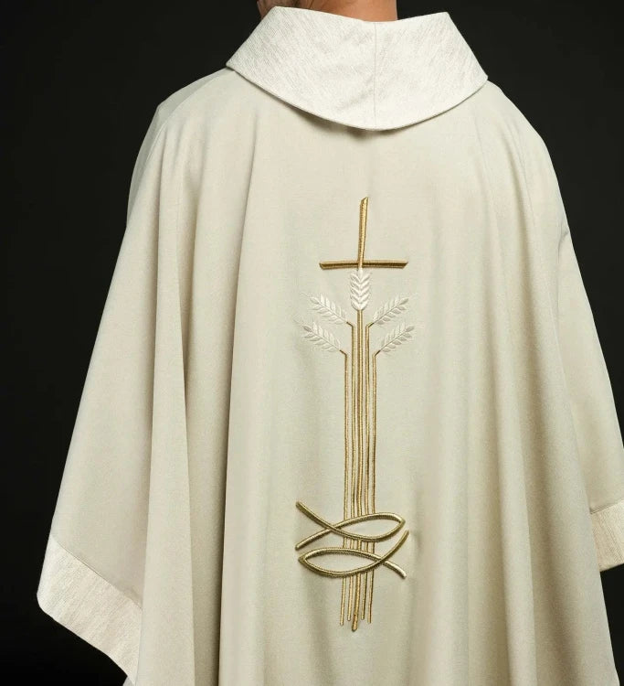 Ecru Chasuble with wheat, fish and cross embroidery — collar detail