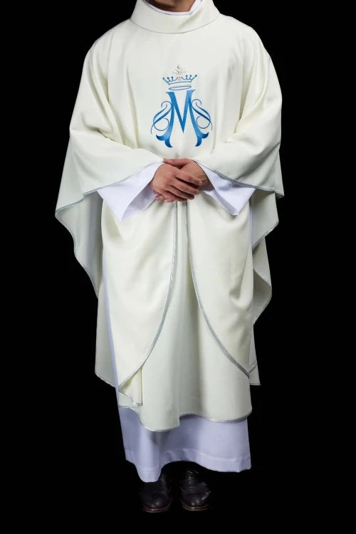 Ecru Chasuble with Marian embroidery — fabric detail