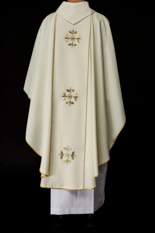 Ecru Chasuble with Marian embroidery – Variant III — collar detail