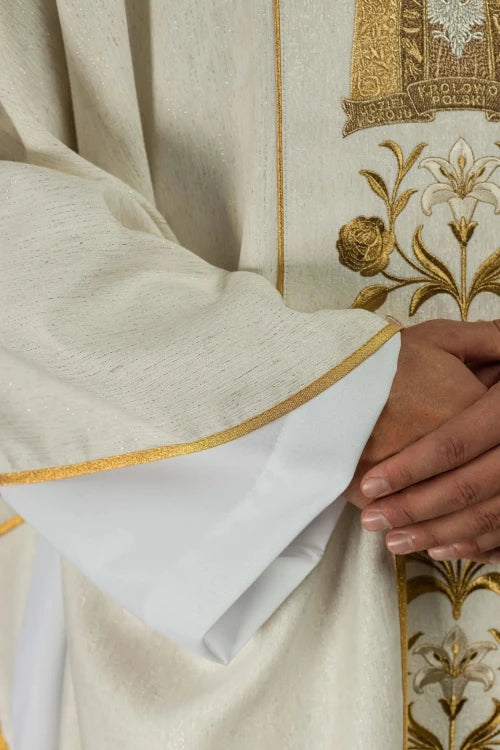 Ecru Chasuble with image of Our Lady of Licheń — side view