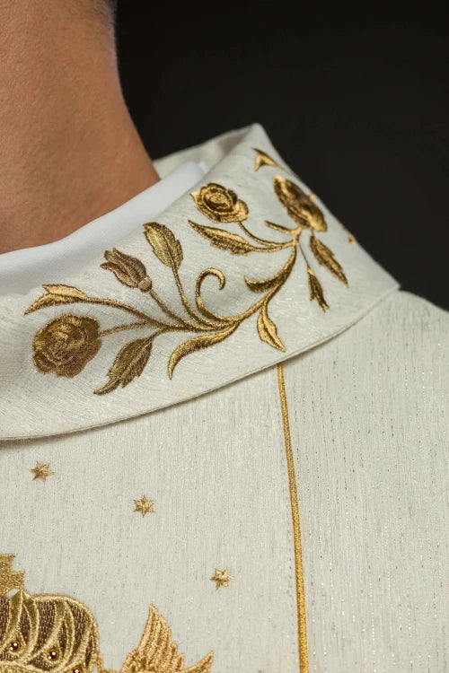 Ecru Chasuble with image of Our Lady of Licheń — collar detail