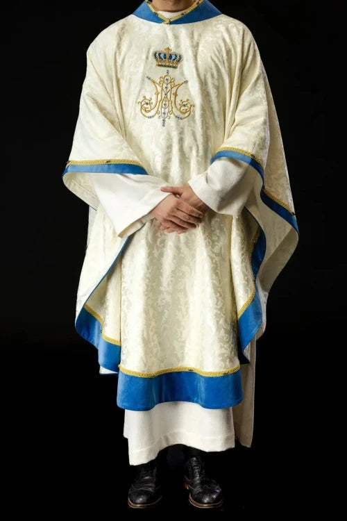 Ecru Chasuble with hand-applied Marian decoration with natural stones – Variant II — additional view