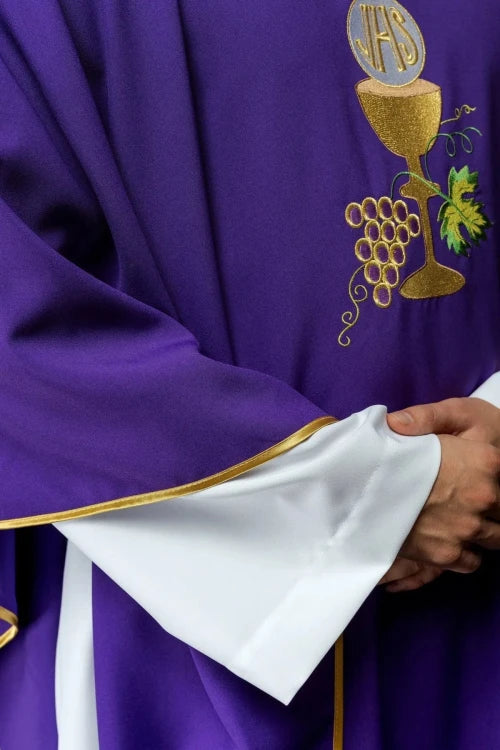 Purple Chasuble with chalice and grape embroidery - gallery view 4