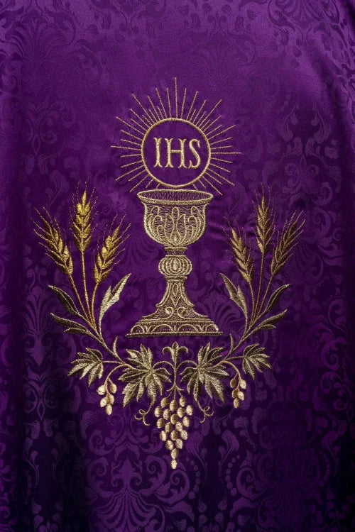 Purple Chasuble with chalice and host embroidery on jacquard fabric - gallery view 3