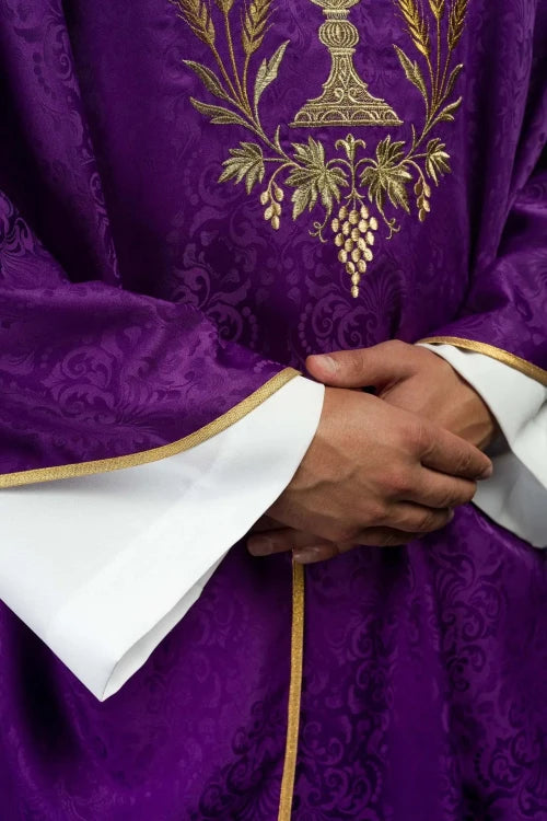 Purple Chasuble with chalice and host embroidery on jacquard fabric - gallery view 4