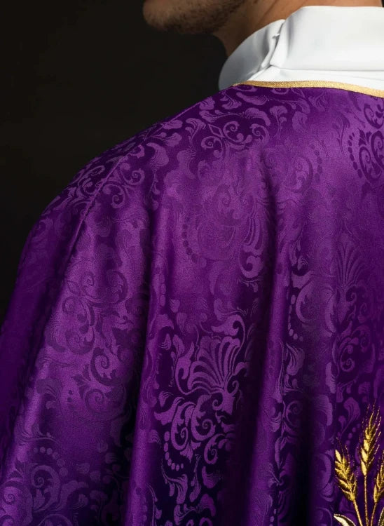 Purple Chasuble with chalice and host embroidery on jacquard fabric - gallery view 6