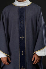 Purple Chasuble with embroidered band and cross - Variant I - gallery view 1