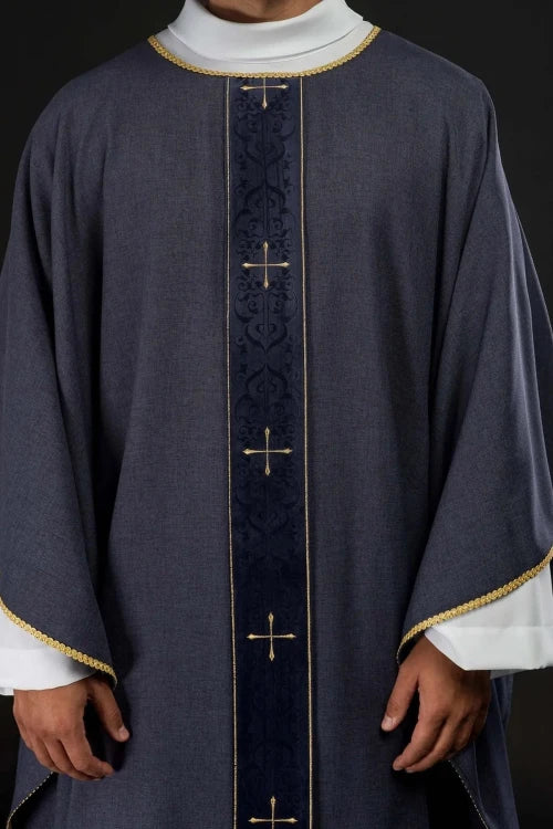 Purple Chasuble with embroidered band and cross - Variant I - gallery view 1