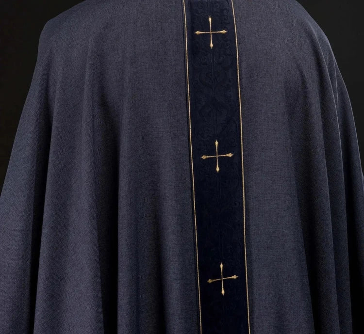 Purple Chasuble with embroidered band and cross - Variant I - gallery view 6