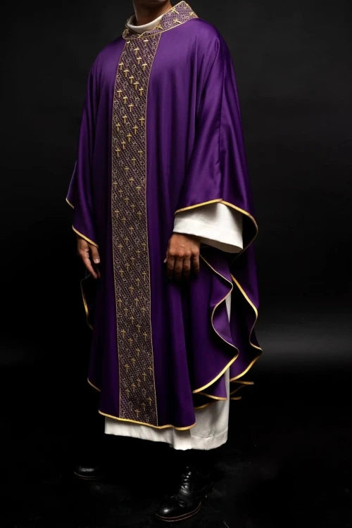 Purple Chasuble with embroidered band with cross motif - gallery view 6