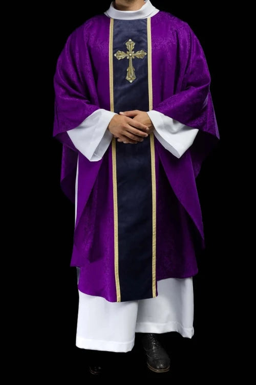 Purple Chasuble with embroidered band with cross motif - Variant I - gallery view 9