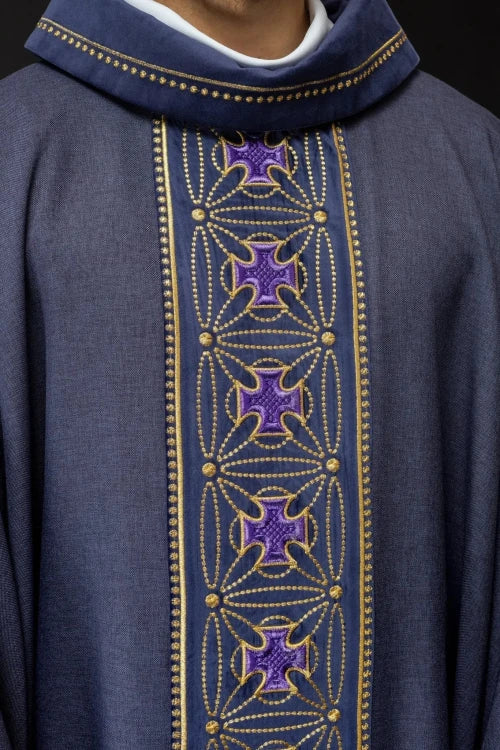 Purple Chasuble with embroidered band with cross motif - Variant II - gallery view 3