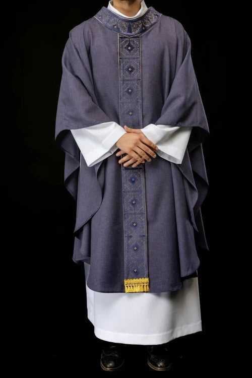 Purple Chasuble with embroidered band with cross motif - Variant III - gallery view 10
