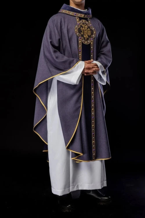 Purple Chasuble with embroidered band with IHS monogram - Variant IV - gallery view 8