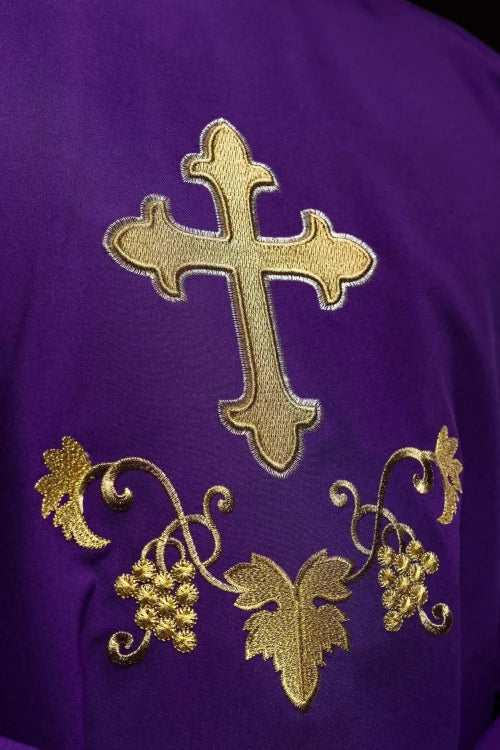 Purple Chasuble with embroidered cross and wide collar - gallery view 3