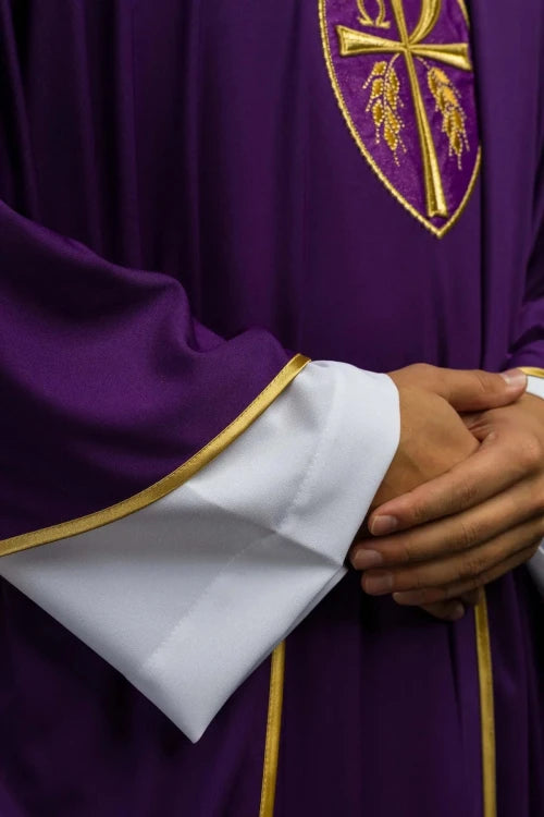Purple Chasuble with embroidered cross on lightweight SACROLITE knit - gallery view 4