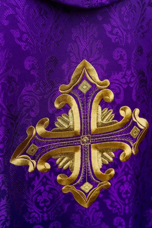 Purple Chasuble with embroidered cross on patterned fabric - gallery view 3