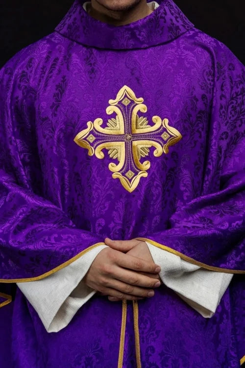 Purple Chasuble with embroidered cross on patterned fabric - gallery view 9