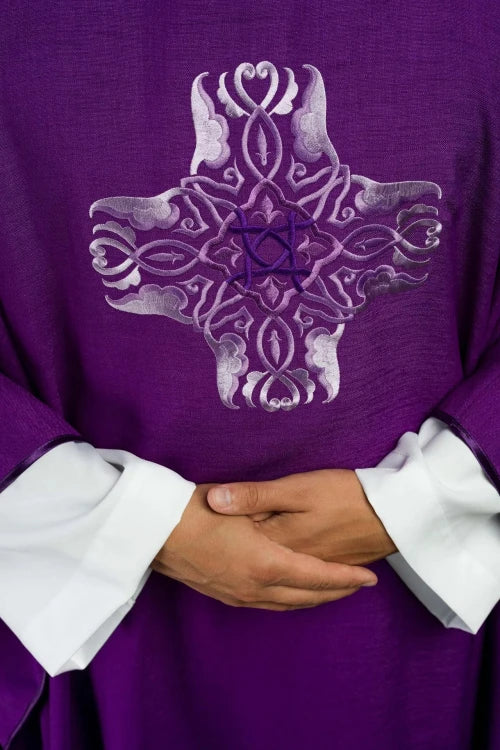 Purple Chasuble with embroidered cross - Variant II - gallery view 3
