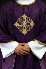 Purple Chasuble with embroidered cross - Variant IV - gallery view 1