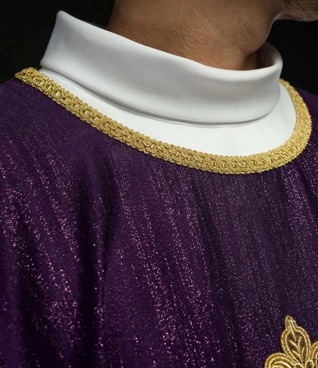 Purple Chasuble with embroidered cross - Variant IV - gallery view 5