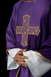 Purple Chasuble with embroidered cross - Variant VI - gallery view 1