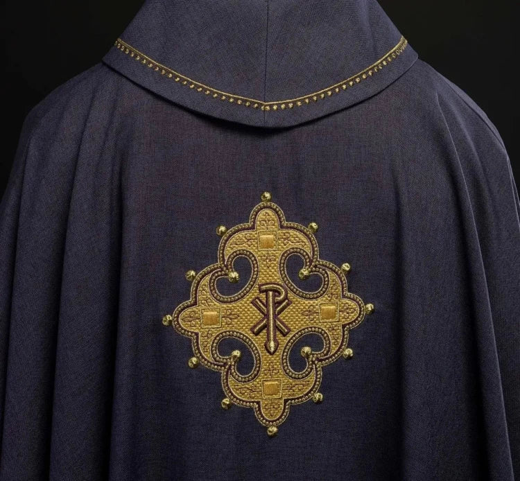 Purple Chasuble with embroidered cross - Variant VII - gallery view 7