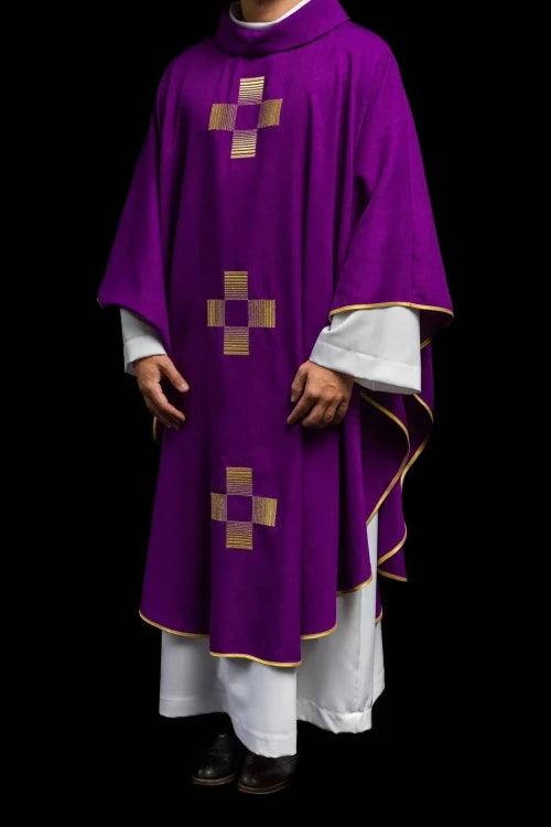 Purple Chasuble with embroidered crosses - gallery view 8