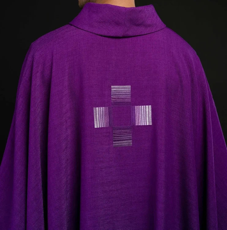 Purple Chasuble with embroidered crosses - Variant III - gallery view 7