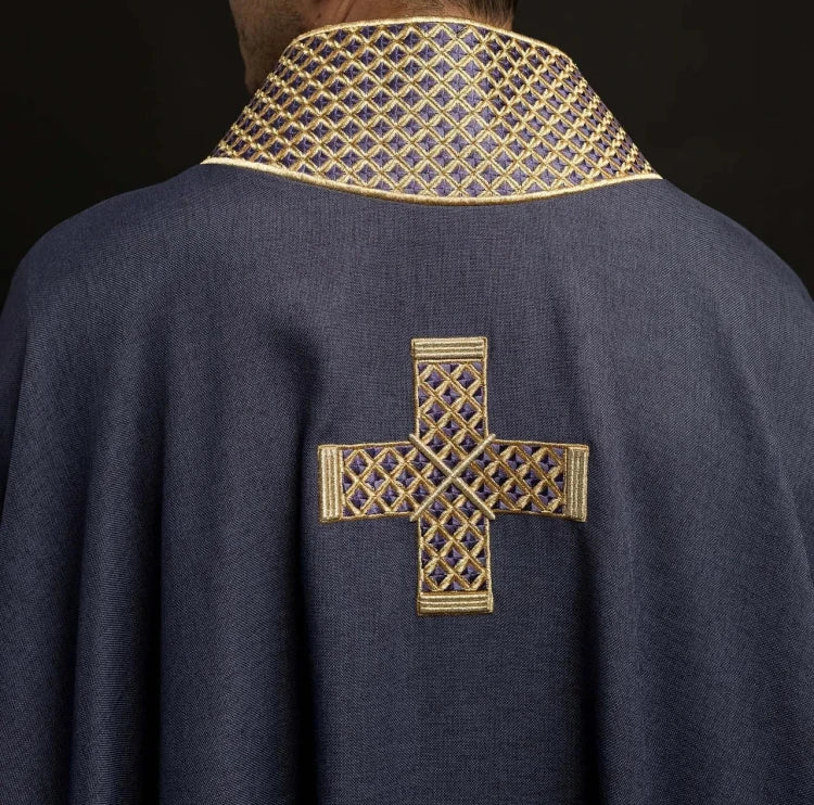 Purple Chasuble with embroidered crosses - Variant V - gallery view 6