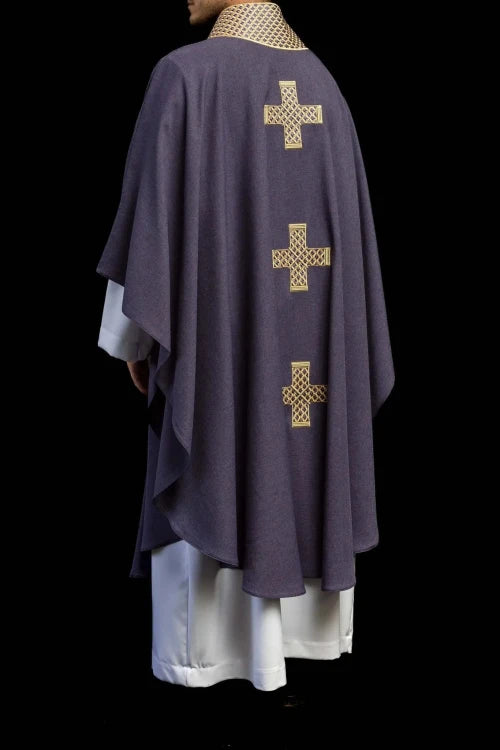 Purple Chasuble with embroidered crosses - Variant V - gallery view 8