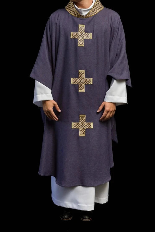 Purple Chasuble with embroidered crosses - Variant V - gallery view 9