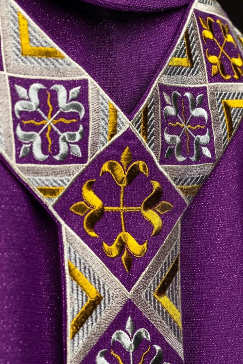 Purple Chasuble with embroidered decorative band - gallery view 7