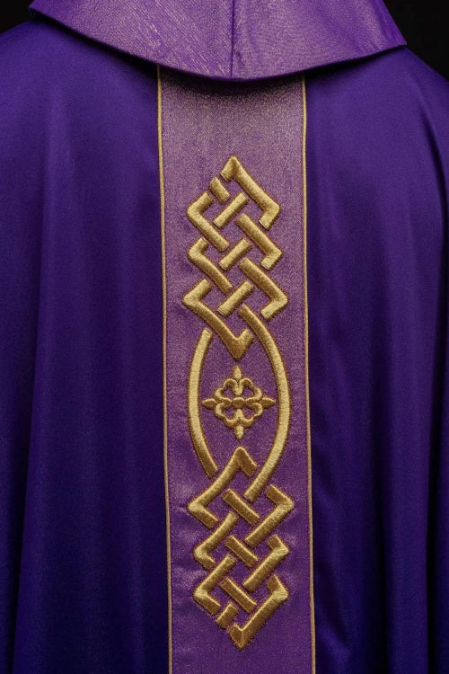 Purple Chasuble with embroidered decorative band - Variant I - gallery view 7