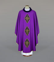 Purple Chasuble with embroidery and velvet appliqués - Variant II - gallery view 1