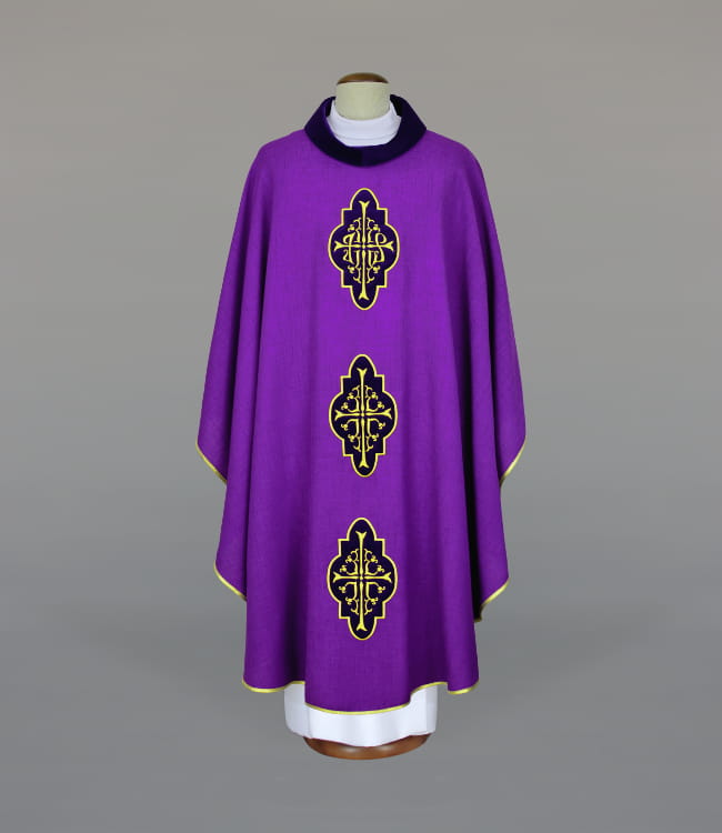Purple Chasuble with embroidery and velvet appliqués - Variant II - gallery view 1