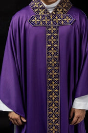 Purple Chasuble with embroidery with 500 decorative stones - Variant I - gallery view 1