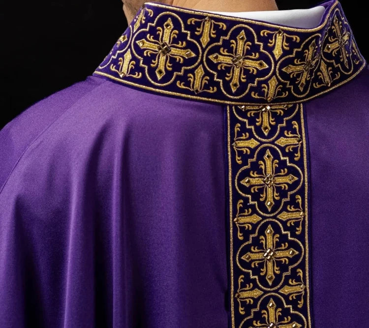 Purple Chasuble with embroidery with 500 decorative stones - Variant I - gallery view 5