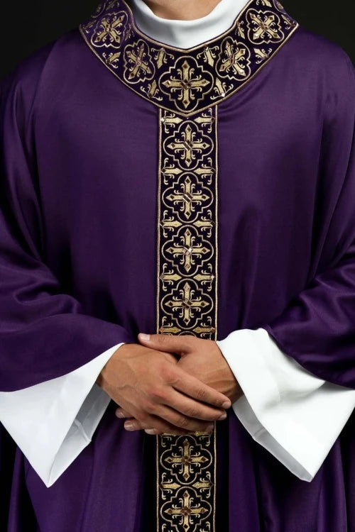 Purple Chasuble with embroidery with 500 decorative stones - Variant II - gallery view 1